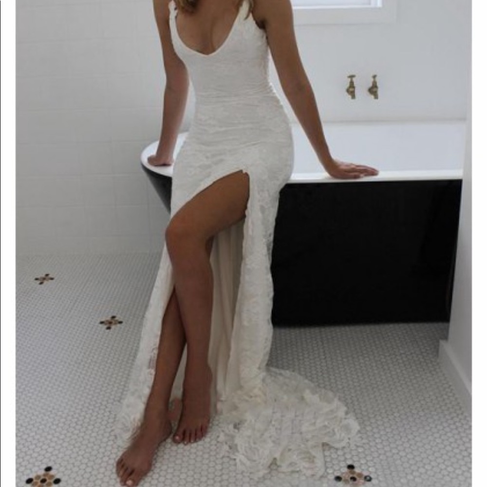 Beach bridal dress